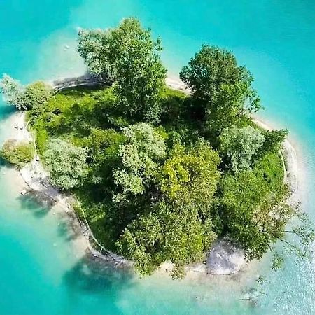 Rustica Sul Lago Tenno Primo Piano Екстериор снимка